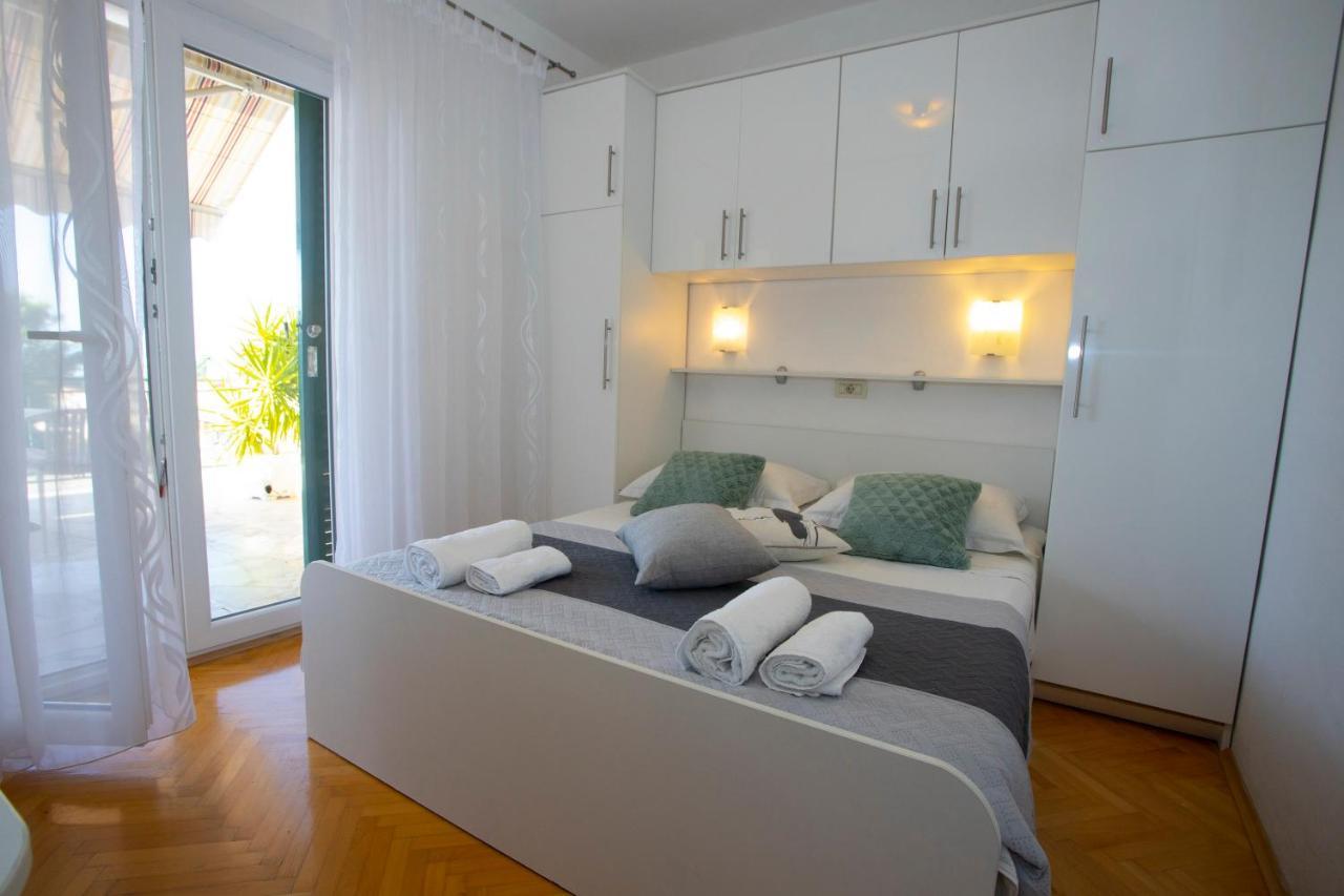 Villa Milenka - Apartmani Gorana Tucepi Luaran gambar