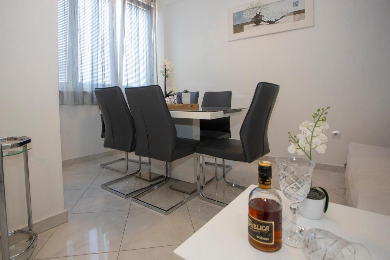 Villa Milenka - Apartmani Gorana Tucepi Luaran gambar