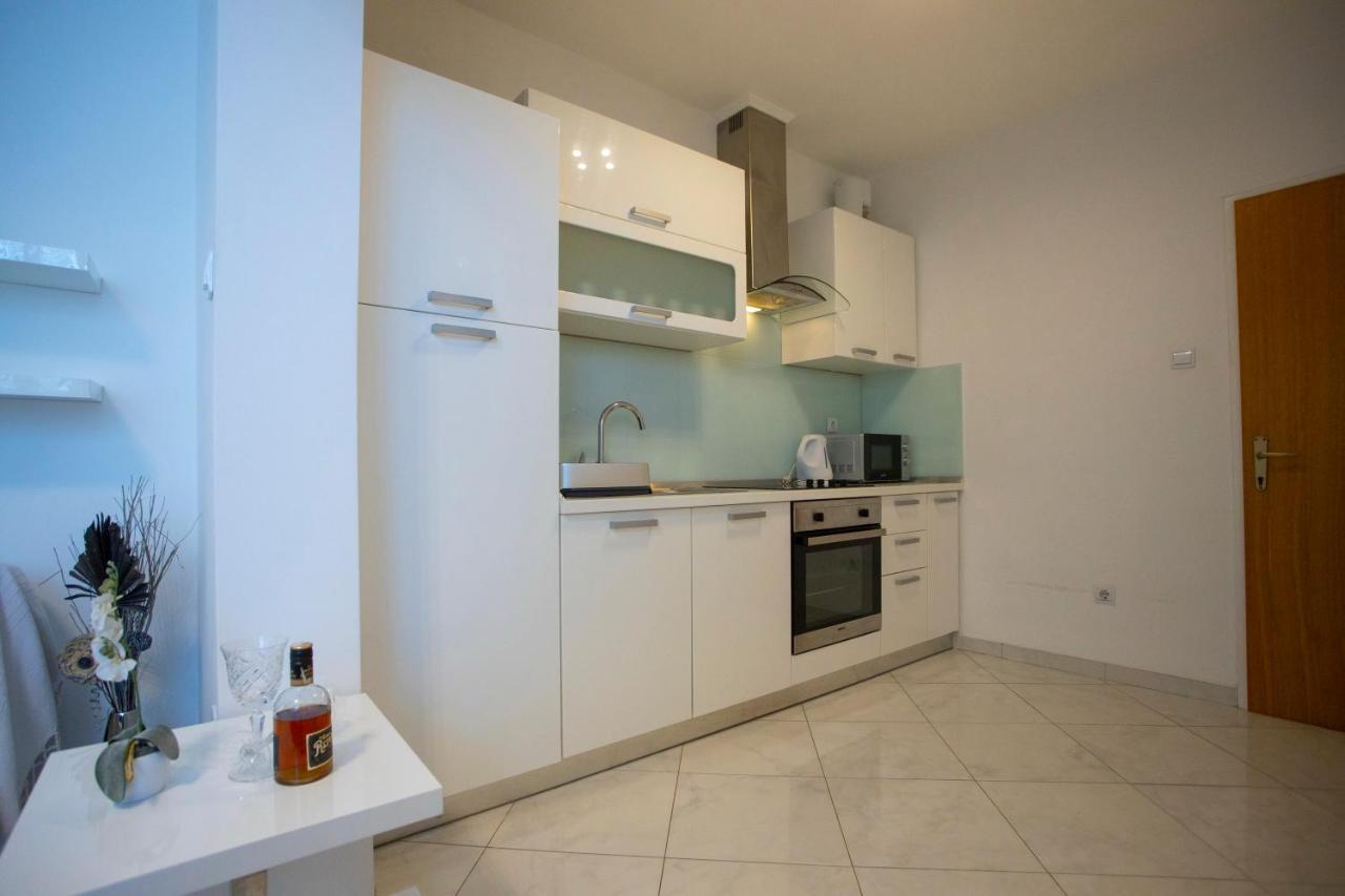 Villa Milenka - Apartmani Gorana Tucepi Luaran gambar