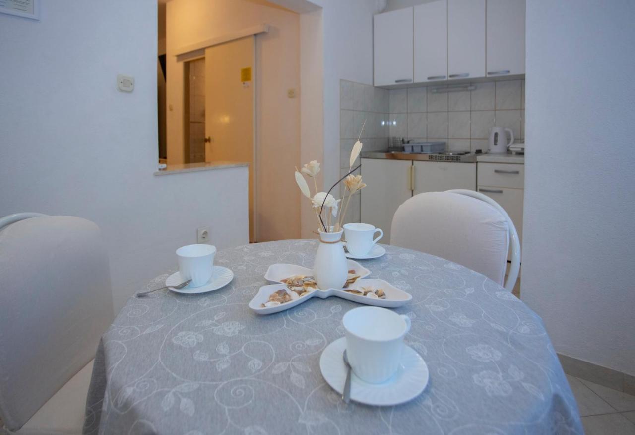 Villa Milenka - Apartmani Gorana Tucepi Luaran gambar