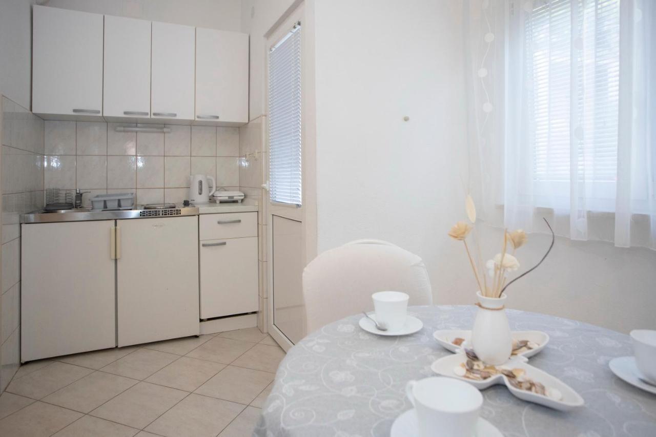 Villa Milenka - Apartmani Gorana Tucepi Luaran gambar